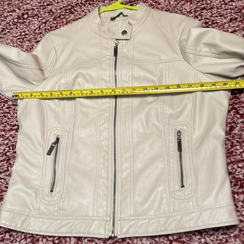 Women's Cream Vegan Leather Jacket - Picture 8 of 16